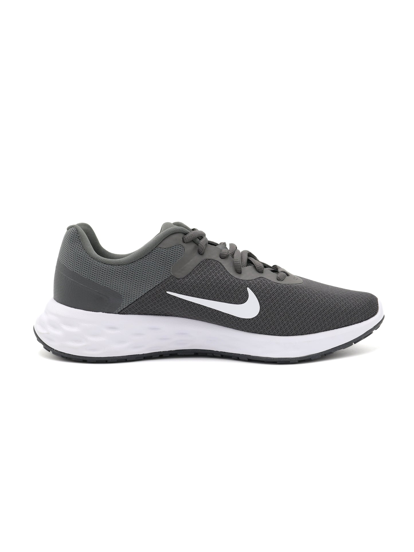 Nike Revolution 6