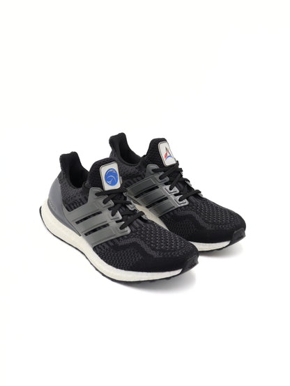 Adidas Ultraboost 5 NASA