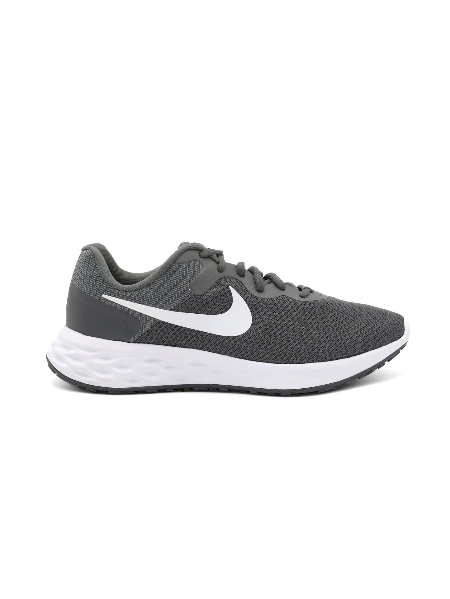 Nike Revolution 6